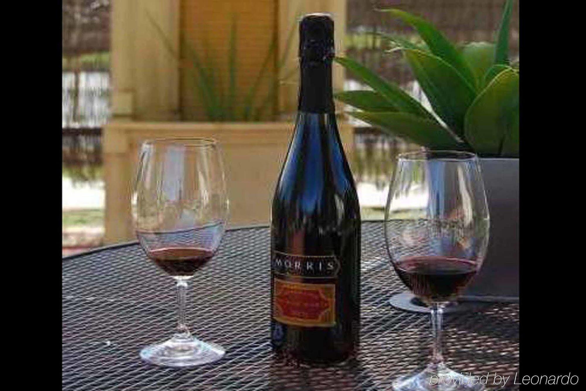 Motel Woongarra Rutherglen Restaurant photo
